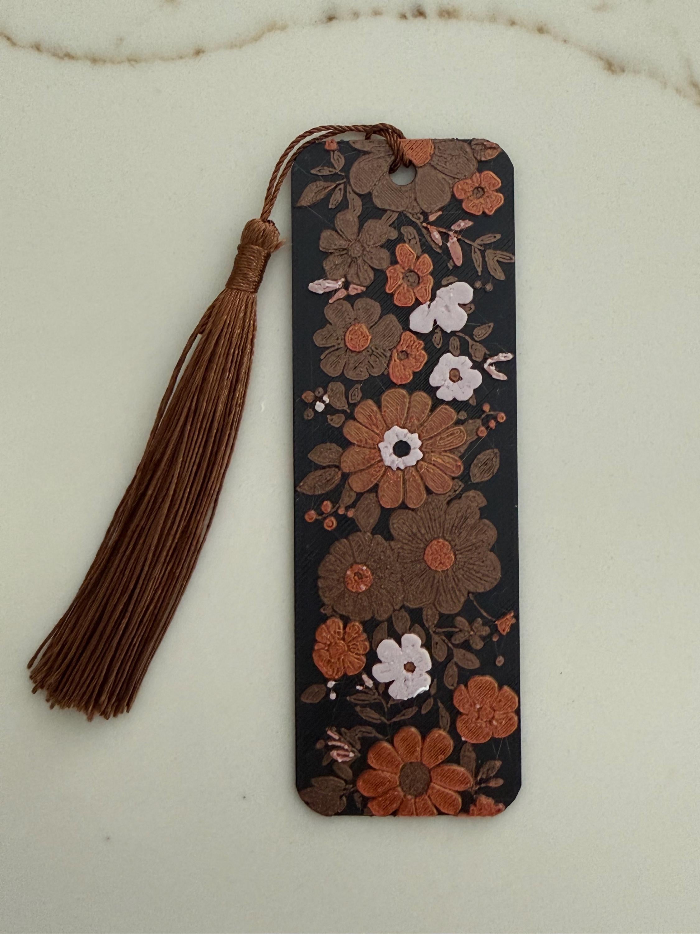3D Printed Floral Bookmark with Tassel – Custom Reader Gift
