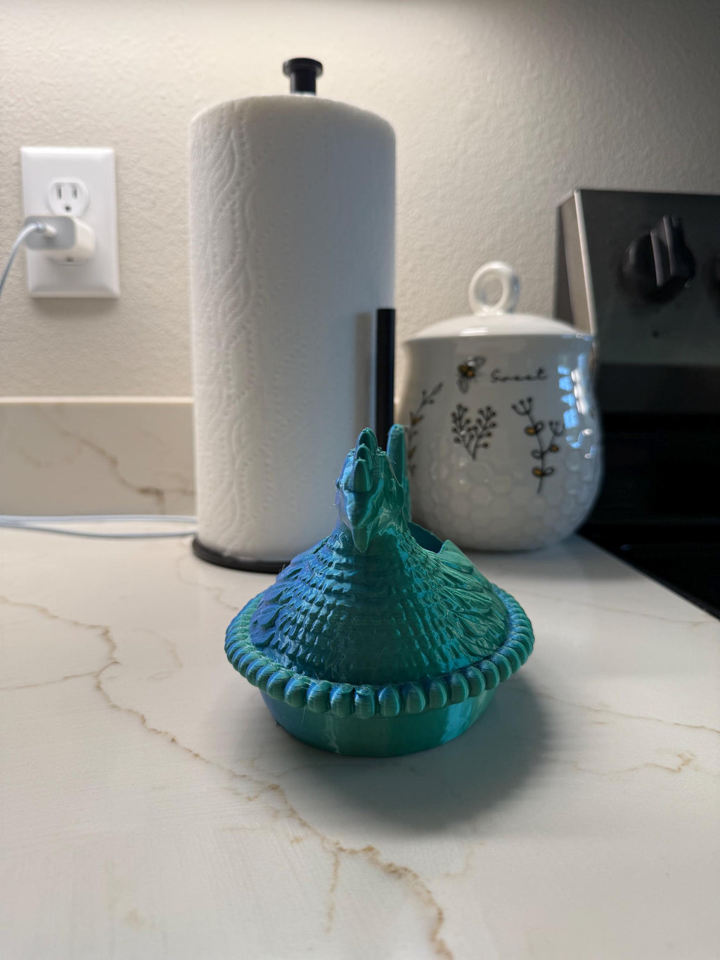 Country nesting chicken B&BW foaming soap holder